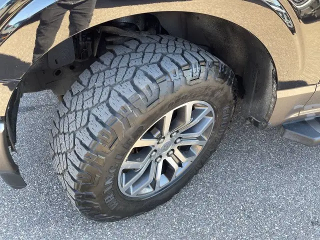 2022 Ford F-150 - $46,800