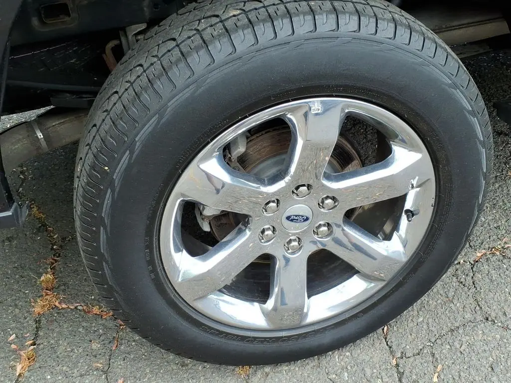 2023 Ford F-150 - $54,990