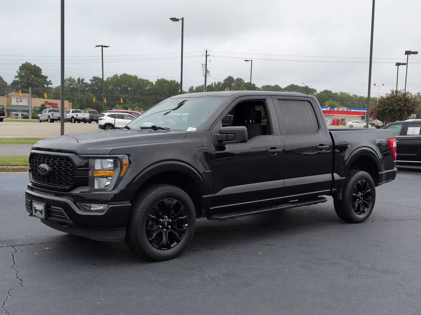 2023 Ford F-150 - $38,995