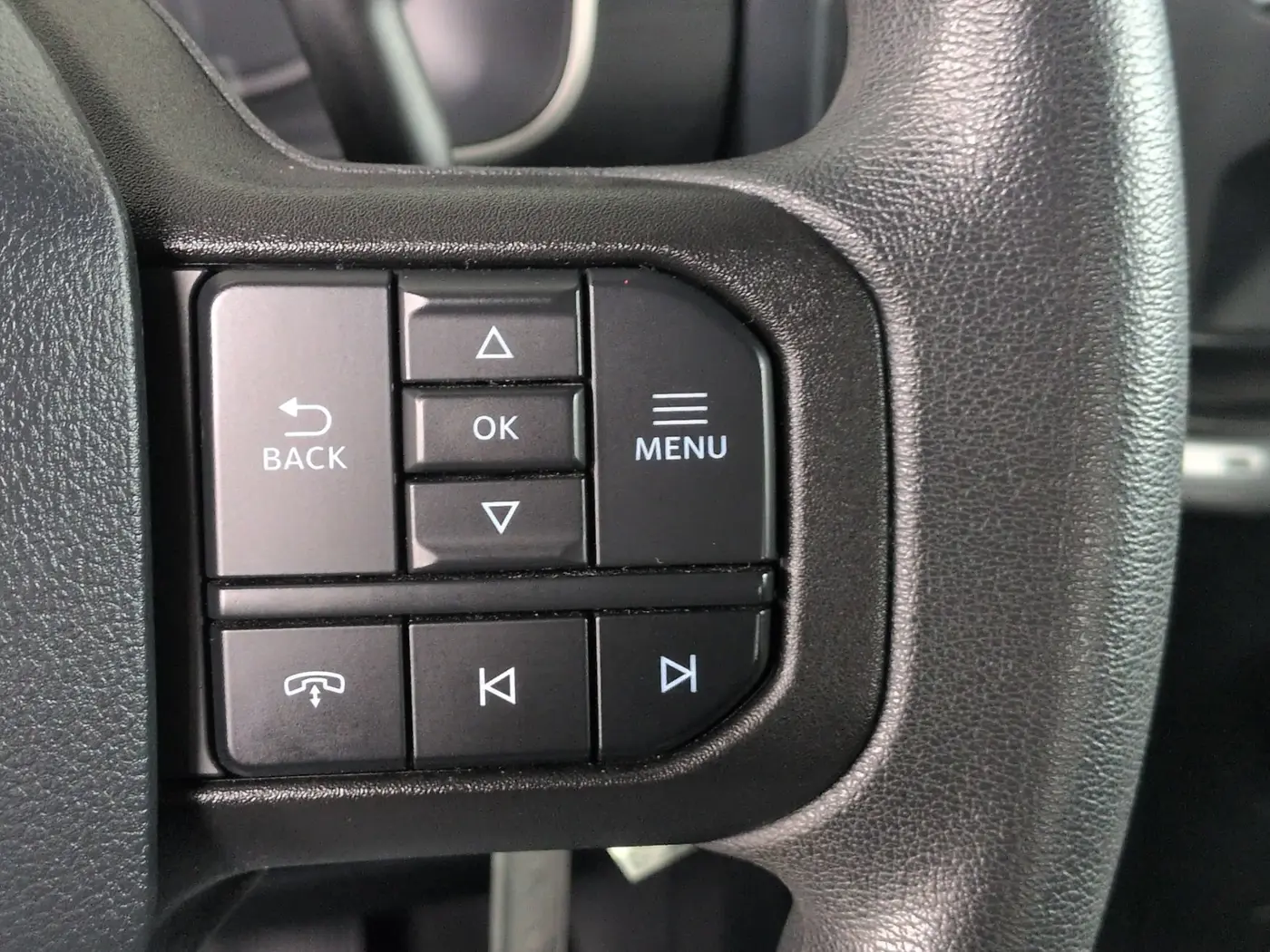 2023 Ford F-150 - $38,995