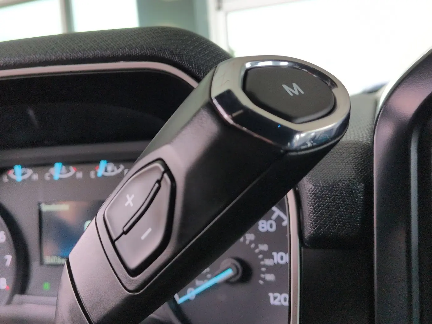 2023 Ford F-150 - $38,995
