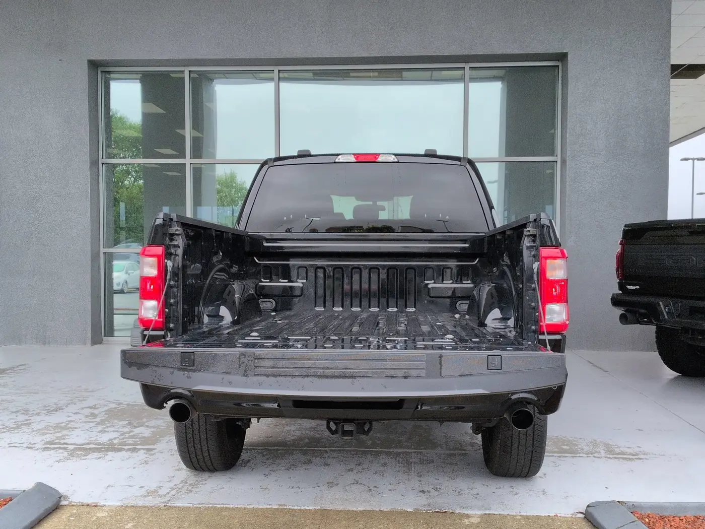 2023 Ford F-150 - $38,995