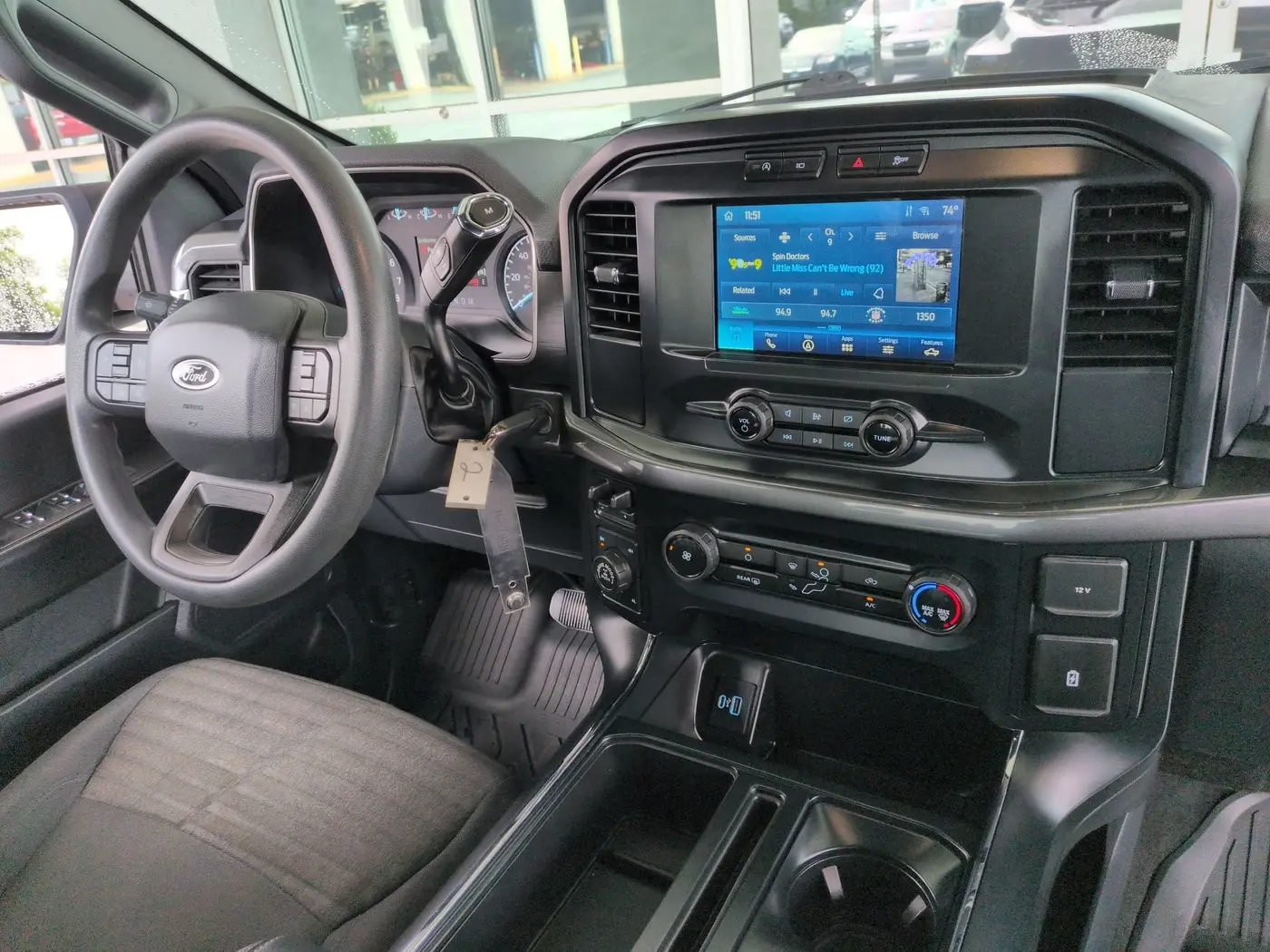 2023 Ford F-150 - $38,995