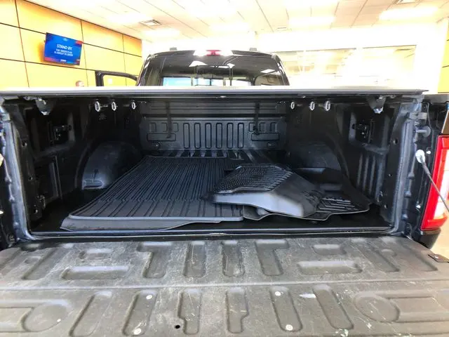 2022 Ford F-150 - $37,982