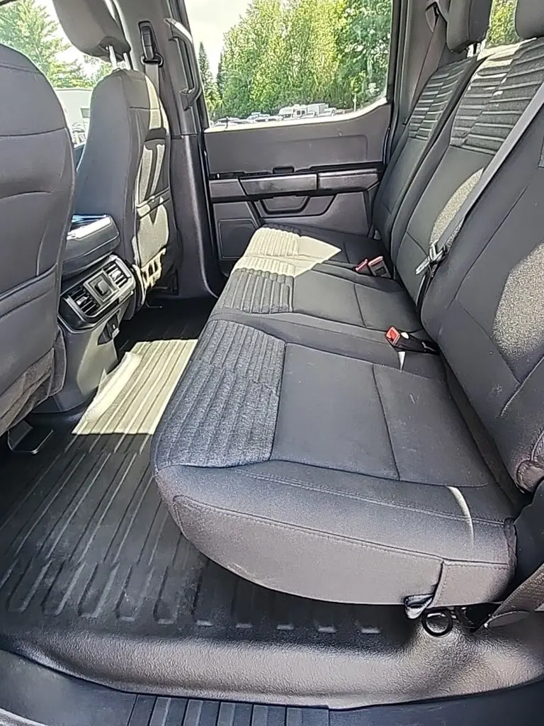 2023 Ford F-150 - $42,995