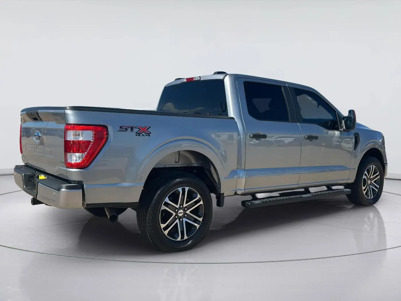 2023 Ford F-150 - $41,225