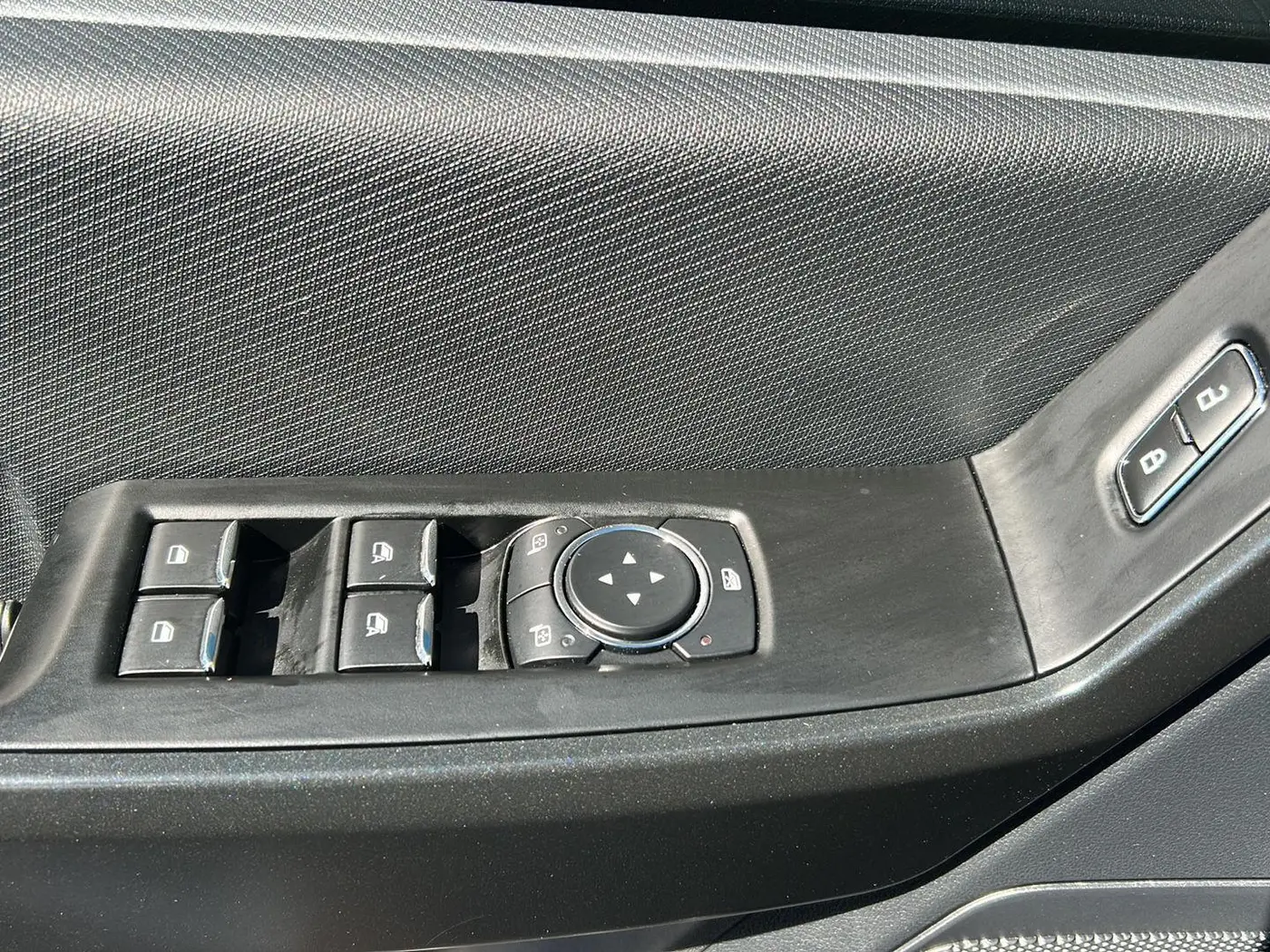 2023 Ford F-150 - $41,225