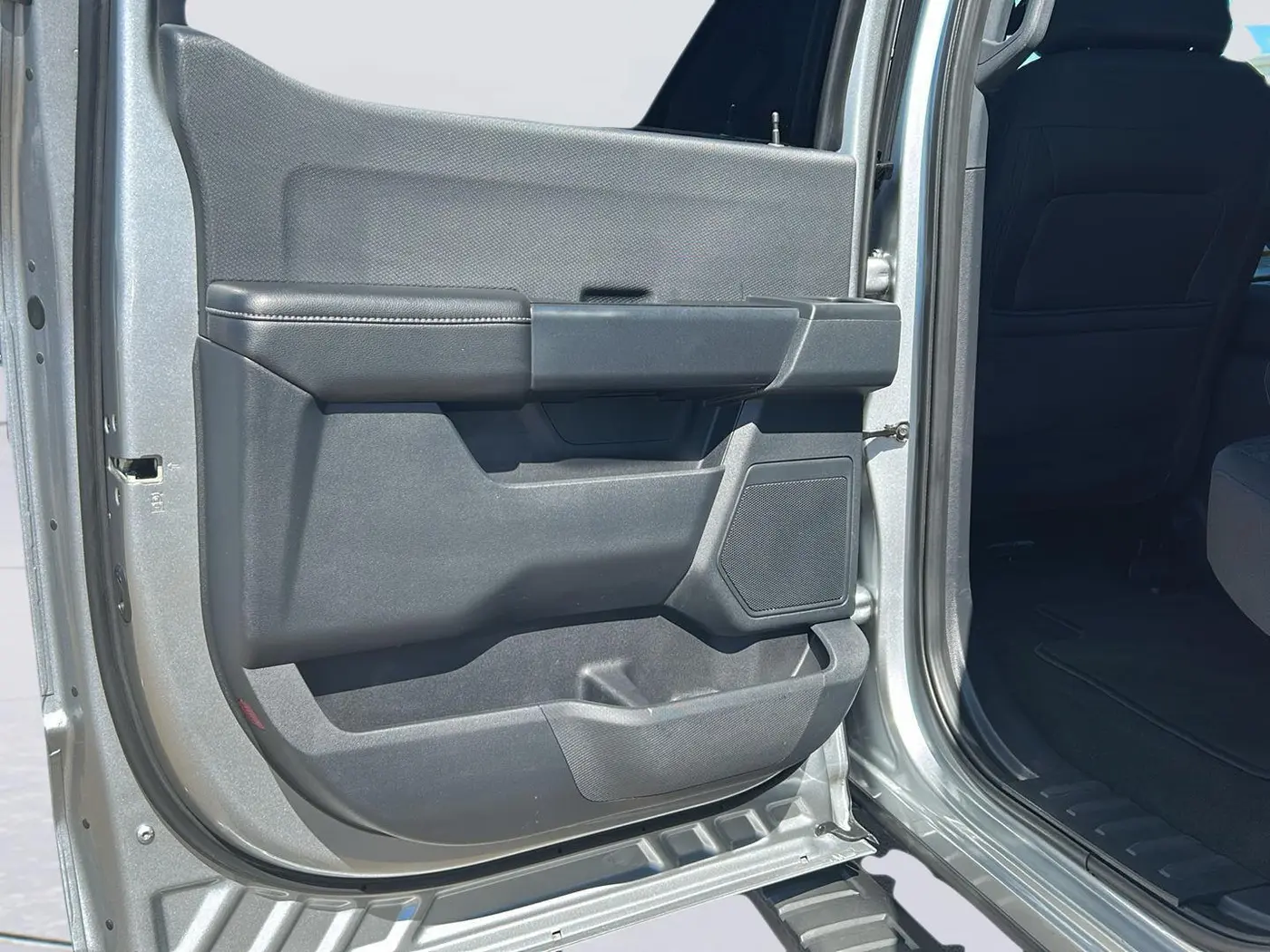 2023 Ford F-150 - $41,225