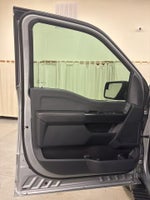 2023 F-150 Thumbnail 18