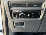 2023 F-150 Thumbnail 35
