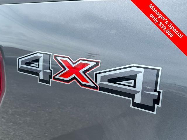 2023 Ford F-150 - $38,900