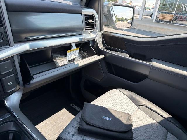 2022 Ford F-150 - $43,900