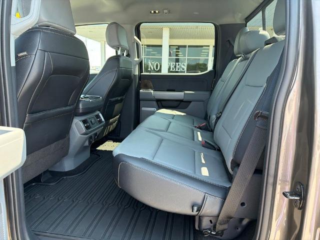 2022 Ford F-150 - $43,900