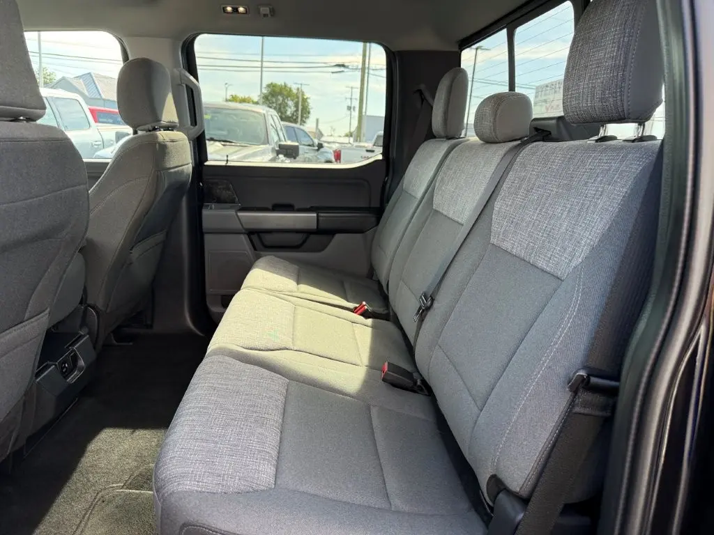 2023 Ford F-150 - $34,998