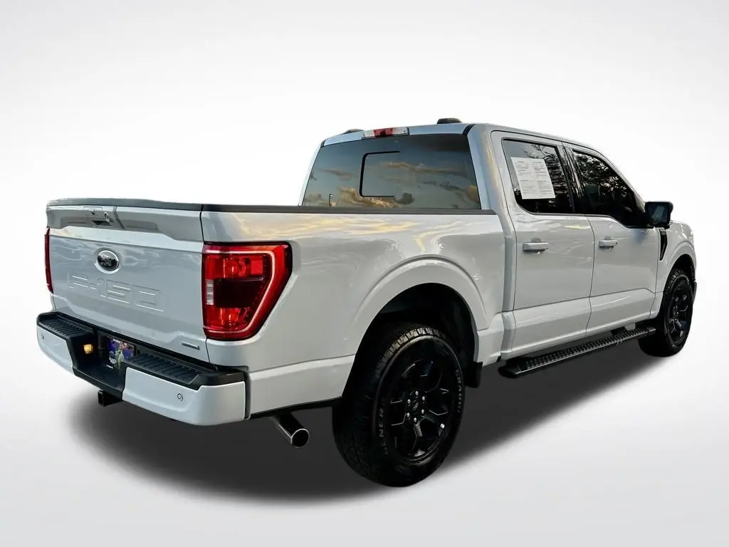 2022 Ford F-150 - $26,997