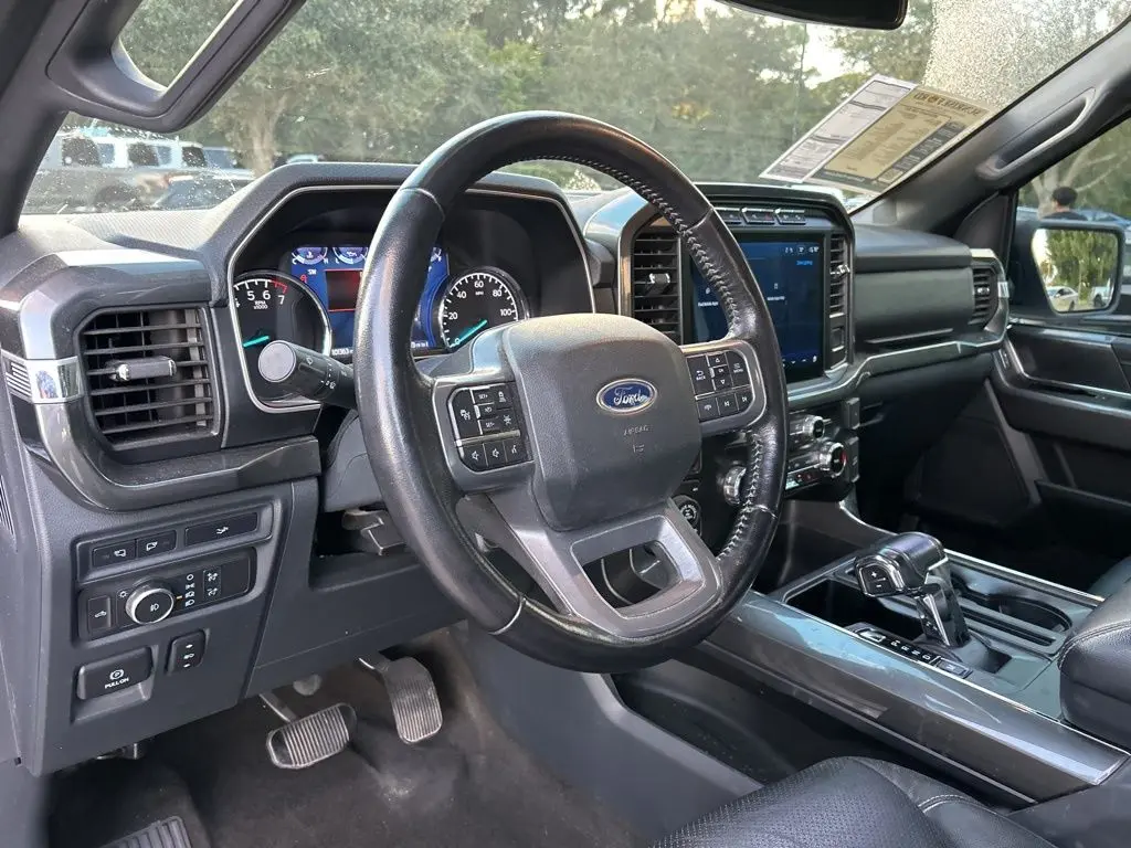 2022 Ford F-150 - $26,997