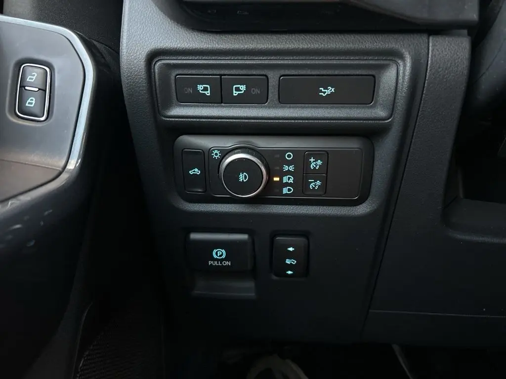 2022 Ford F-150 - $26,997