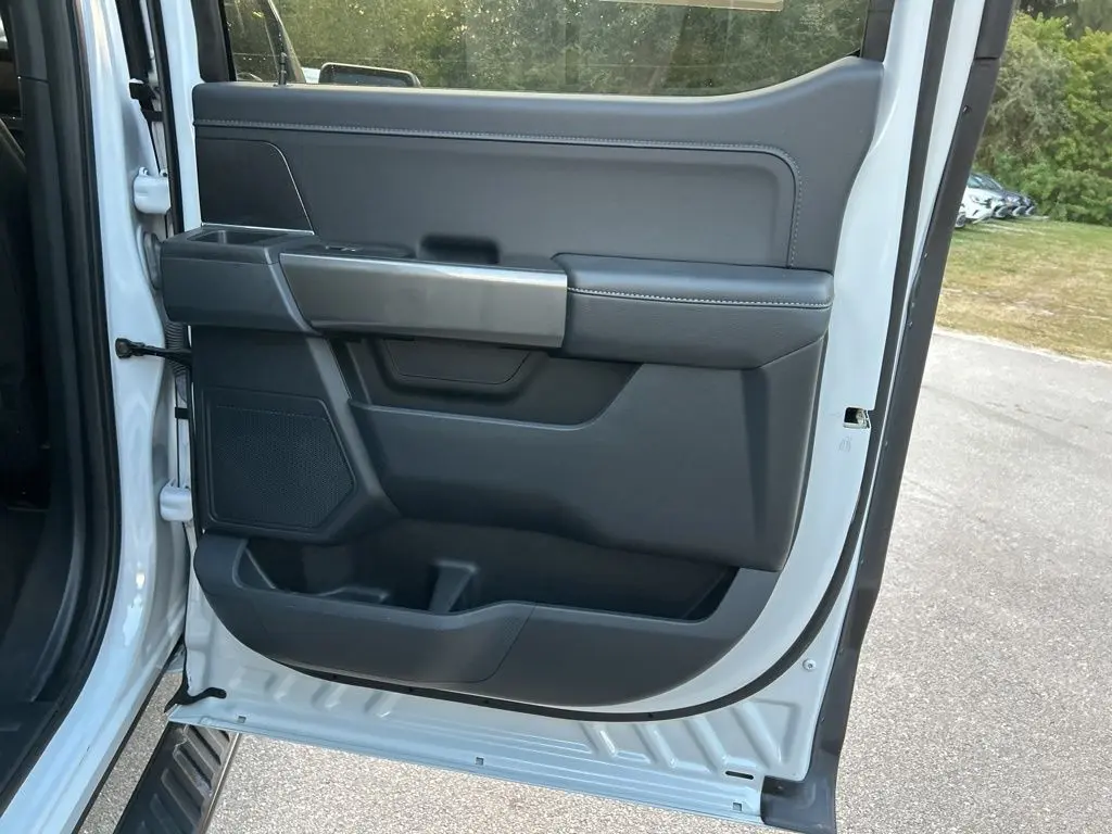 2022 Ford F-150 - $26,997