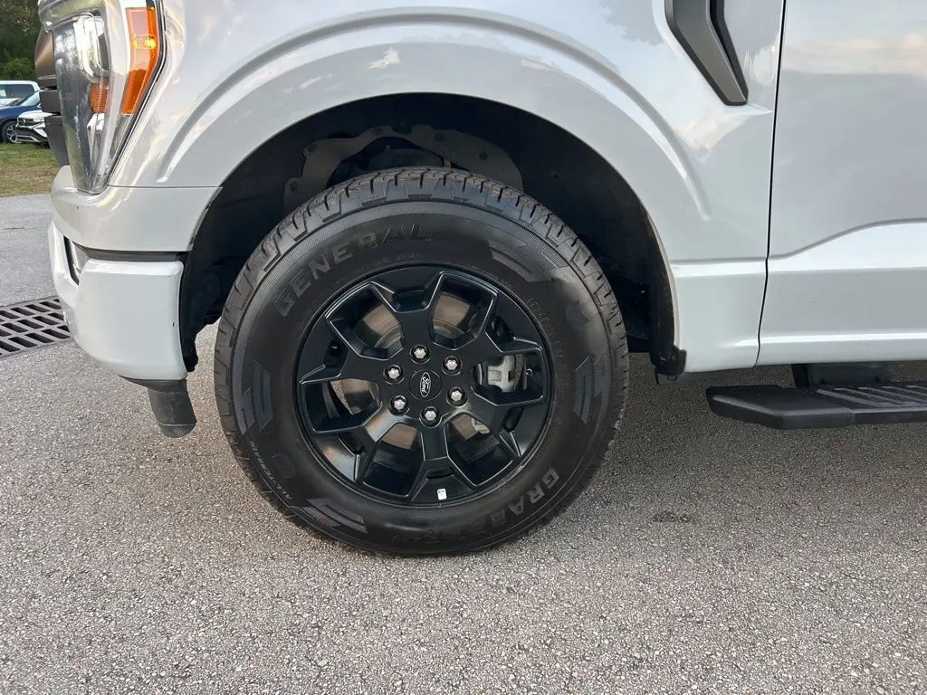 2022 Ford F-150 - $26,997