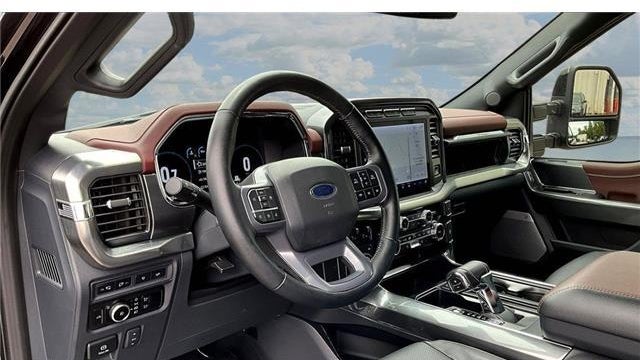 2023 Ford F-150 Platinum