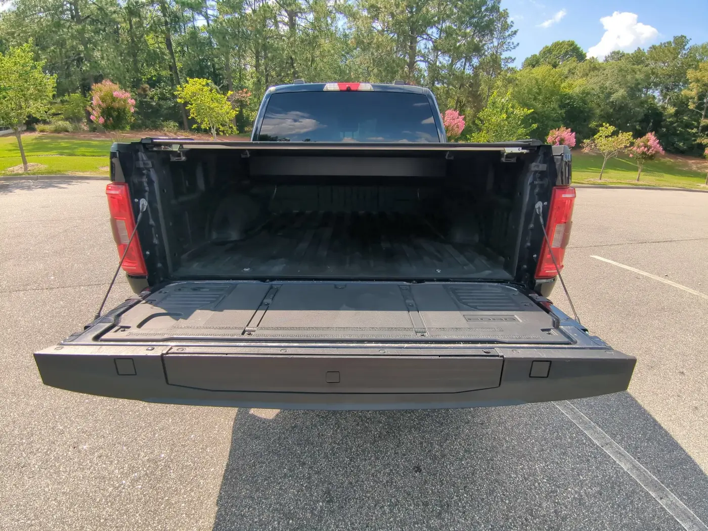 2021 Ford F-150 - $28,275