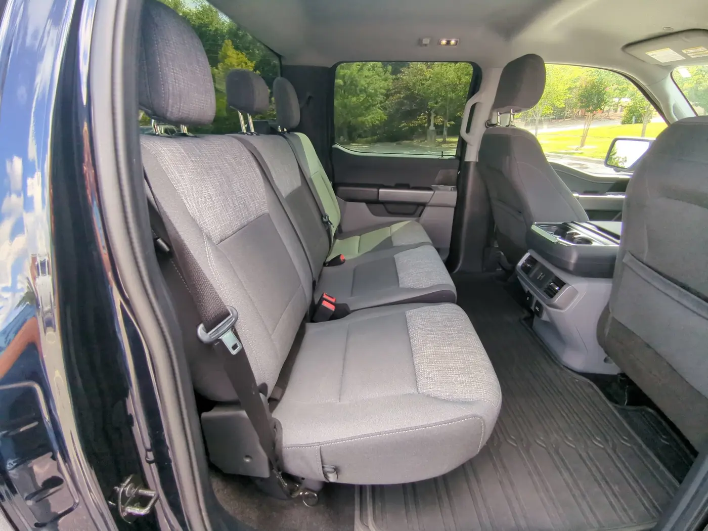 2021 Ford F-150 - $28,275