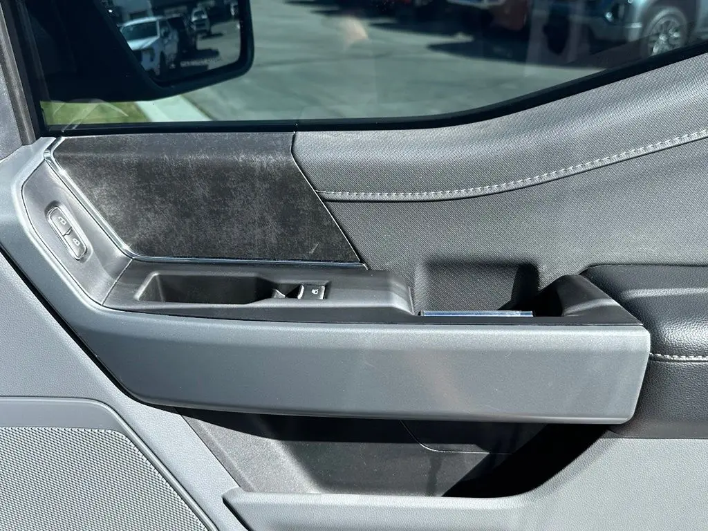 2023 Ford F-150 - $30,000