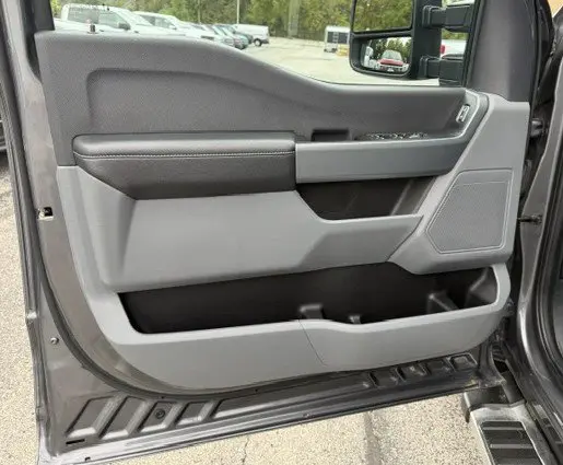 2023 Ford F-150 - $37,977