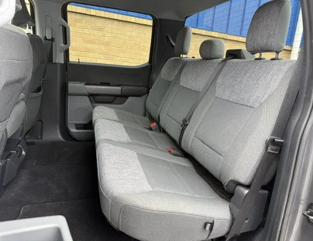 2023 Ford F-150 - $37,977