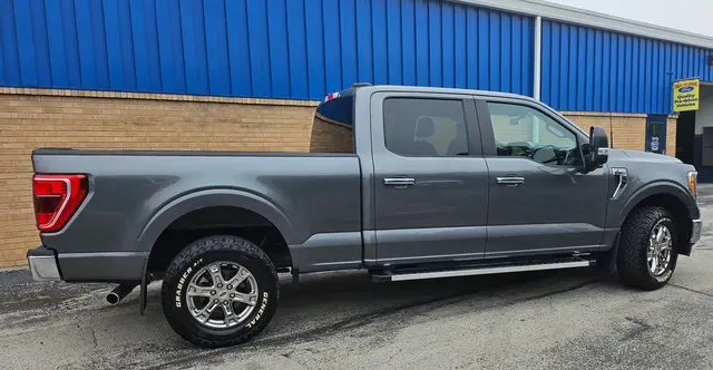 2023 Ford F-150 - $37,977