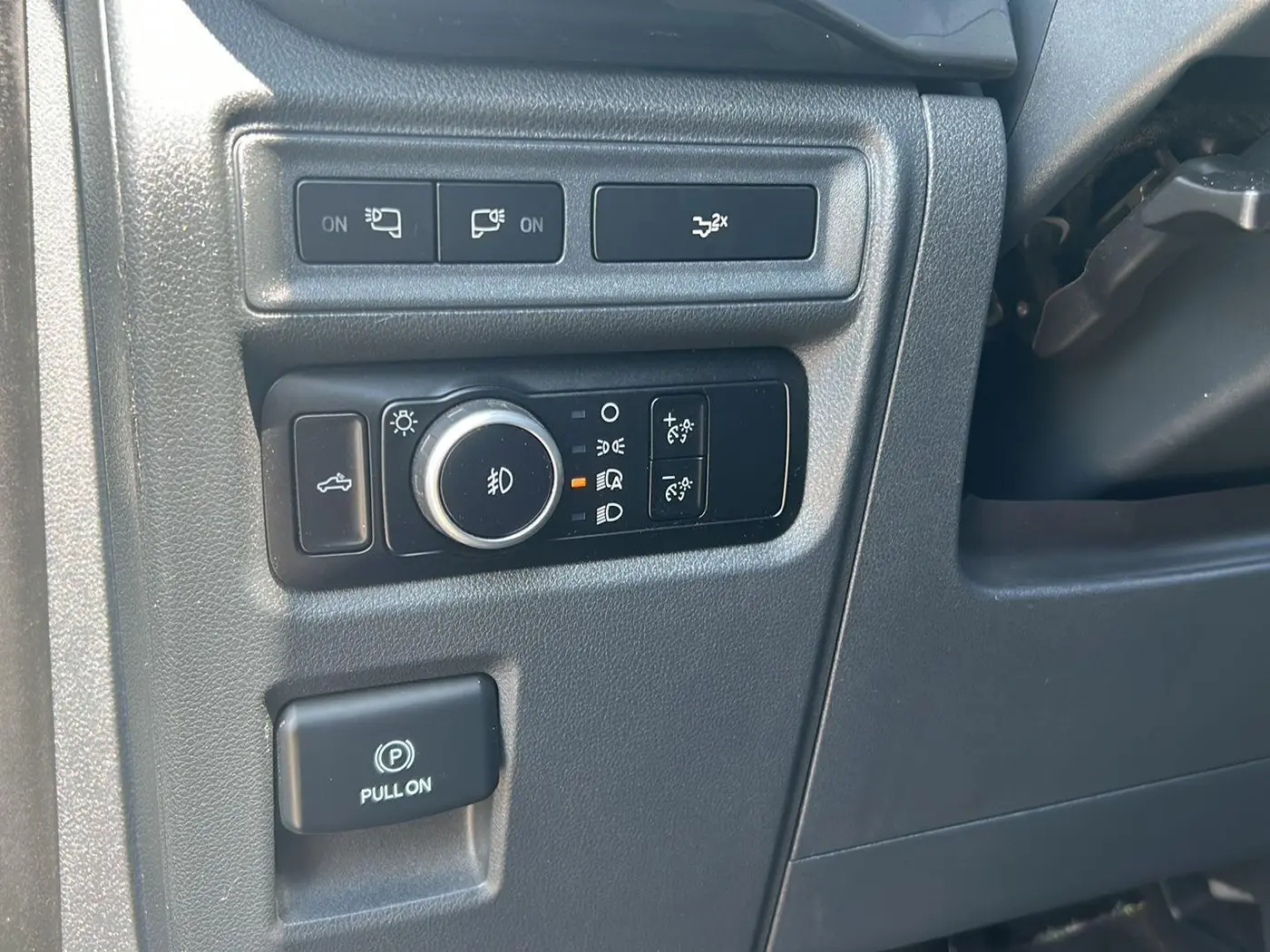 2023 Ford F-150 - $42,725