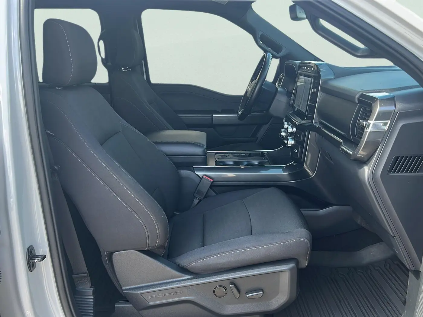 2023 Ford F-150 - $42,725