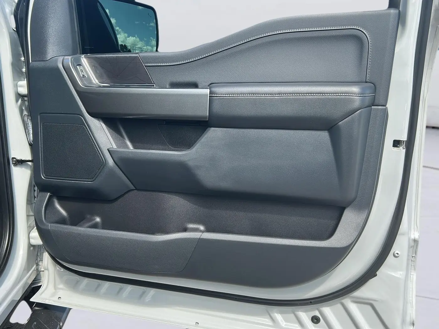 2023 Ford F-150 - $42,725