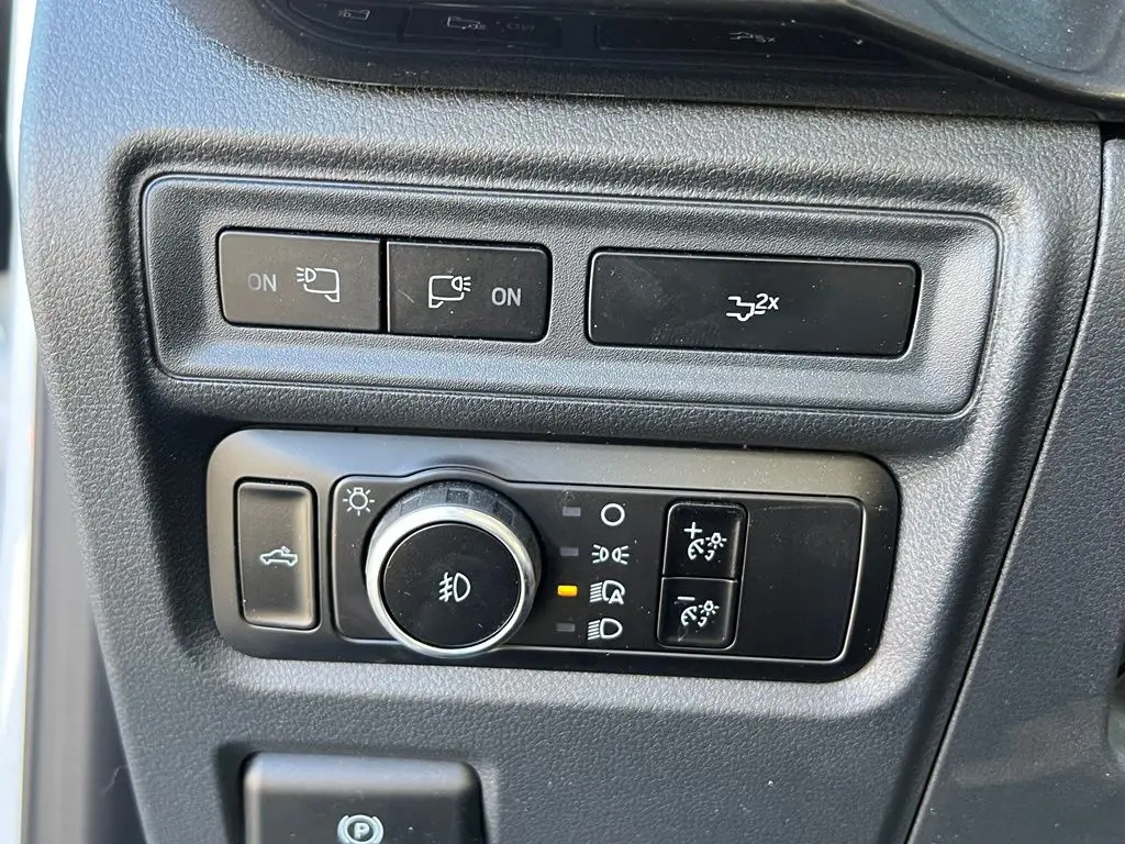2023 Ford F-150 - $34,500