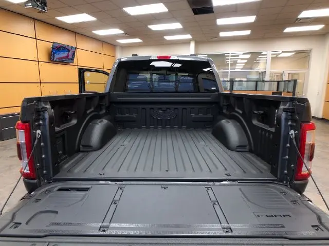 2022 Ford F-150 - $41,302