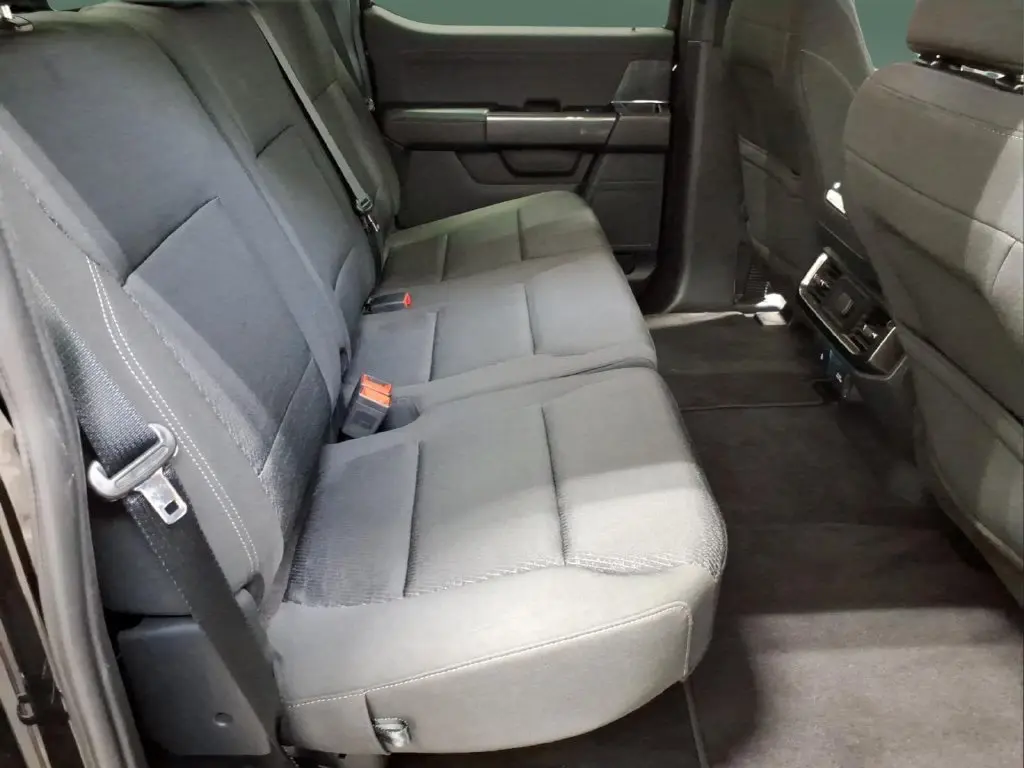 2023 Ford F-150 - $40,995