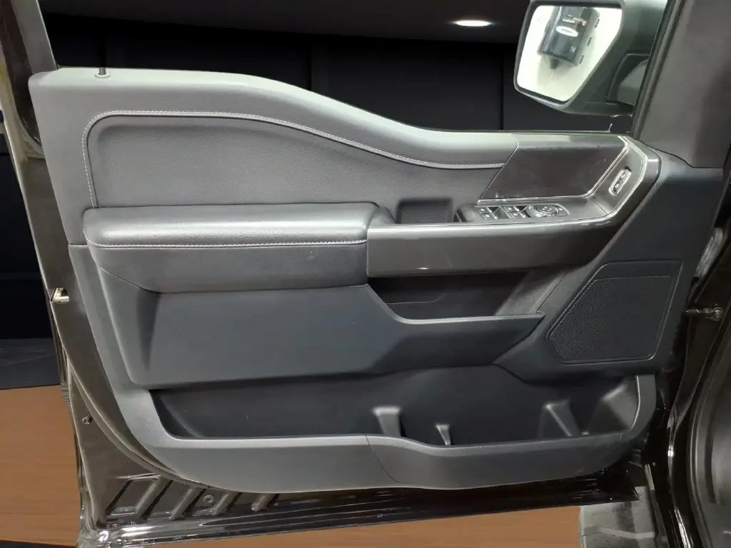 2023 Ford F-150 - $40,995