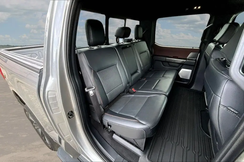 2023 Ford F-150 - $49,998
