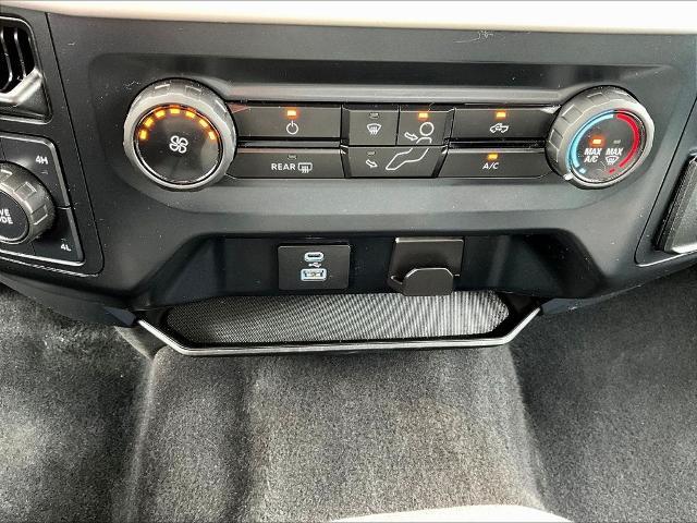 2023 Ford F-150 - $32,399