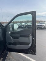 2021 F-150 Thumbnail 31