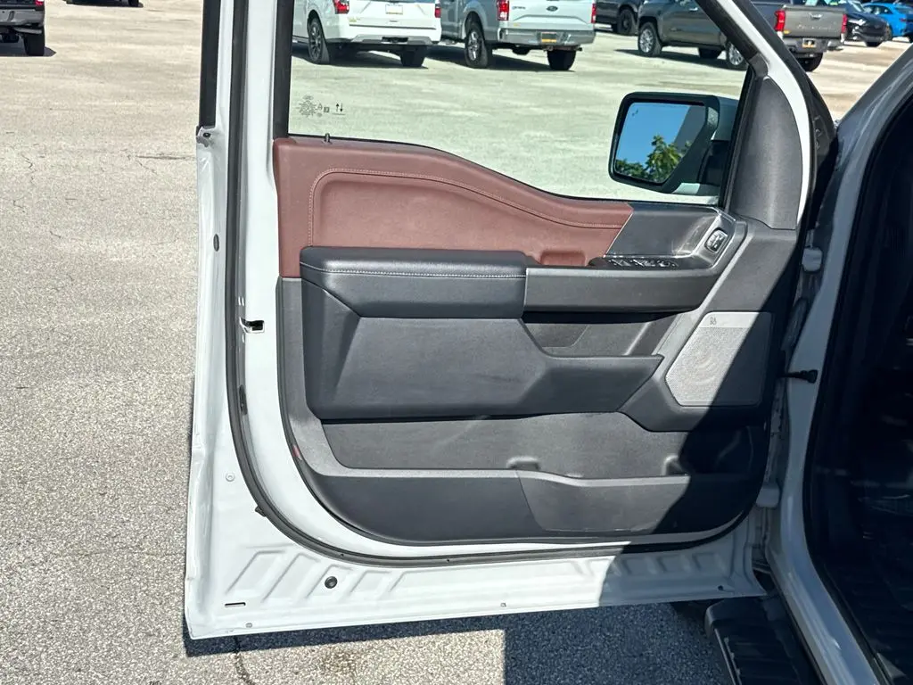 2023 Ford F-150 - $39,900