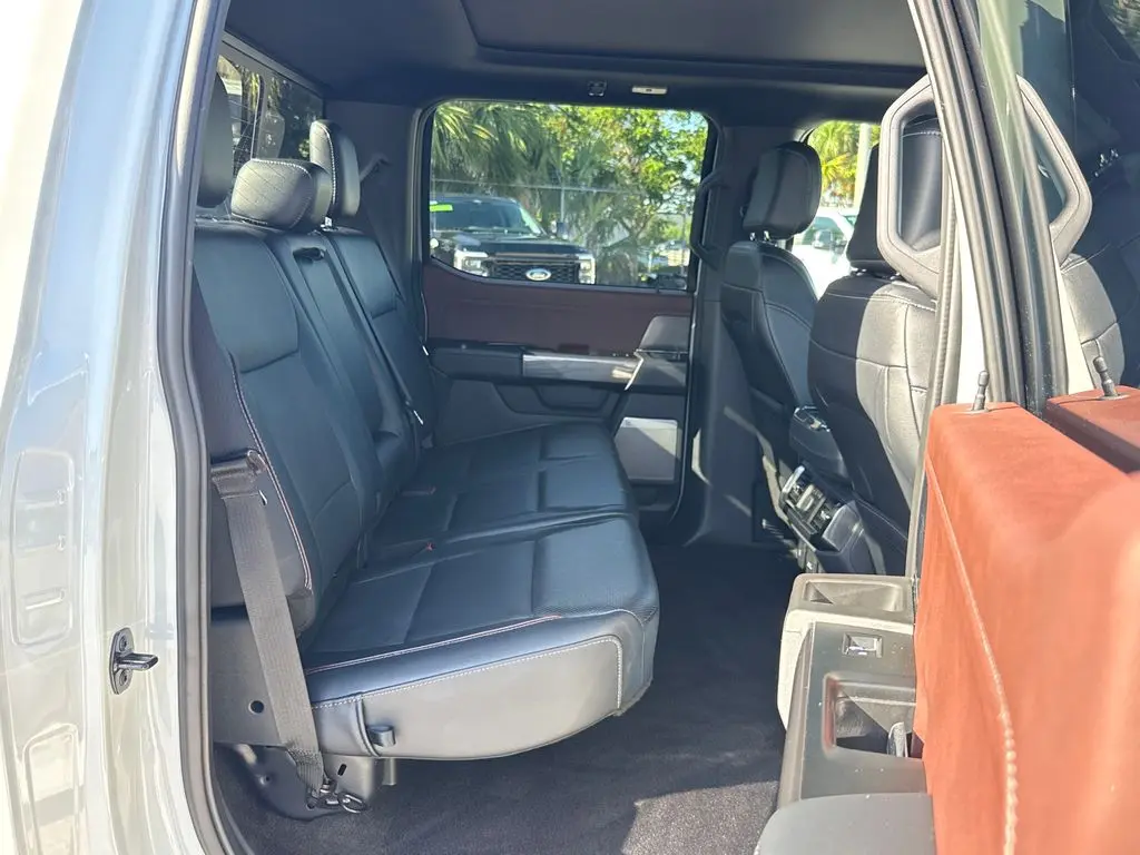 2023 Ford F-150 - $39,900