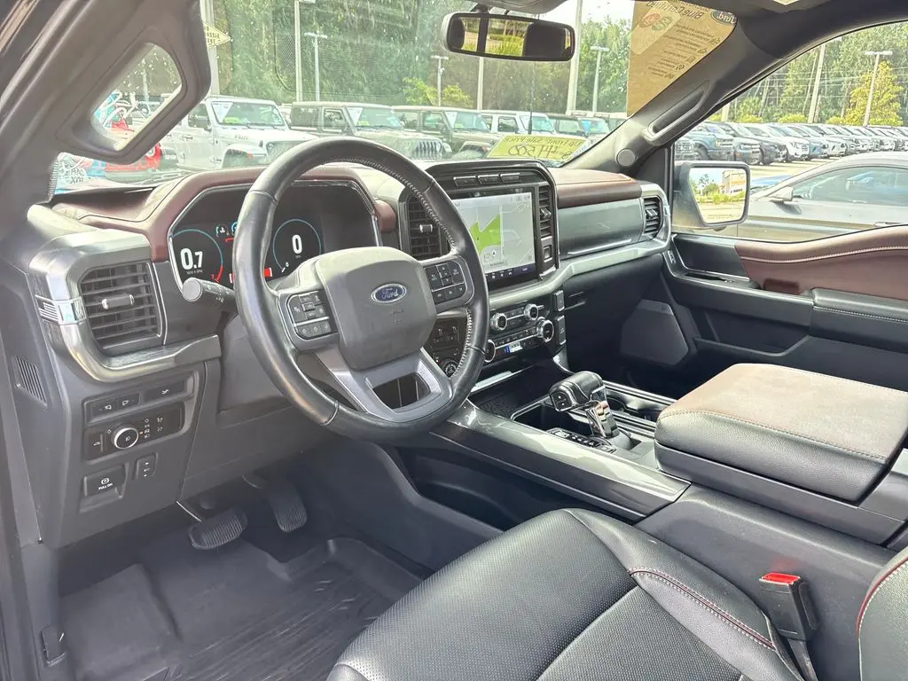 2023 Ford F-150 - $43,300