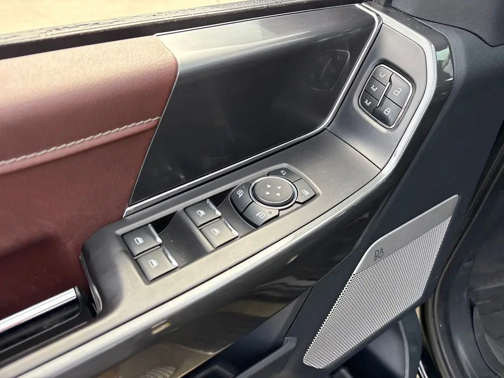 2023 Ford F-150 - $43,300