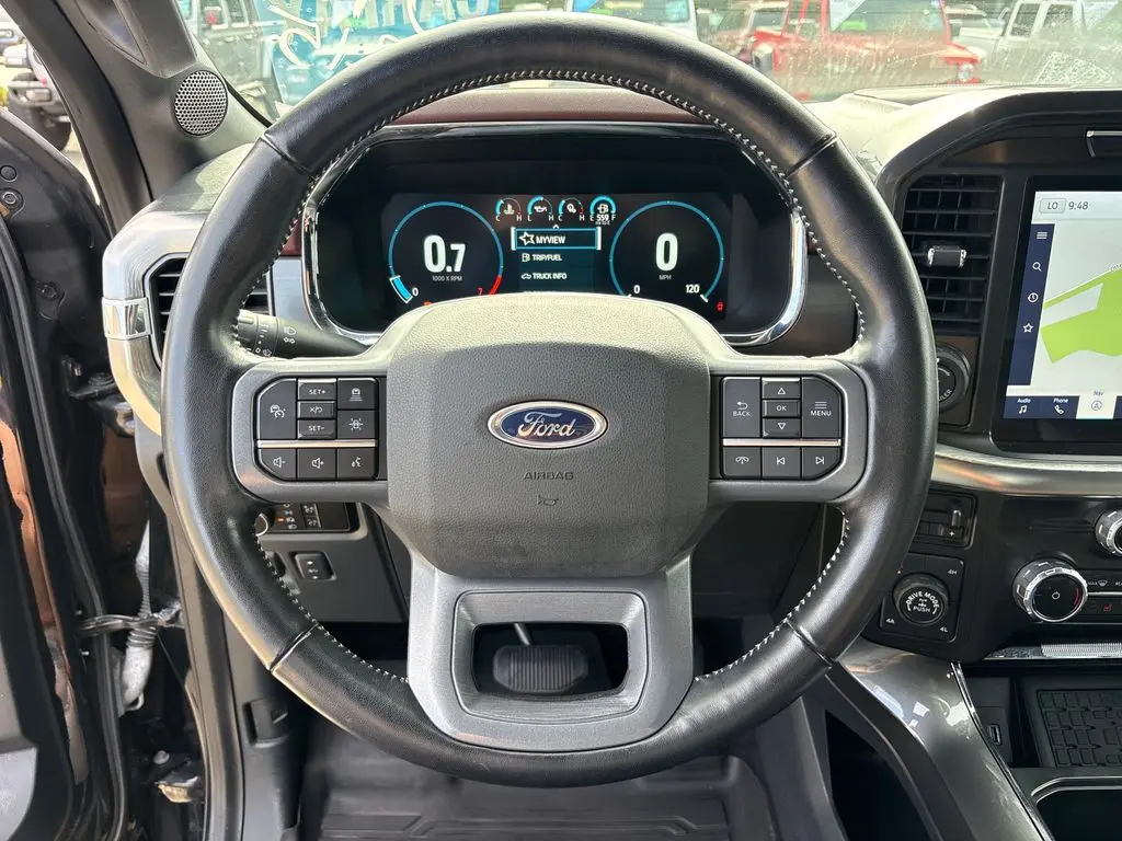 2023 Ford F-150 - $43,300