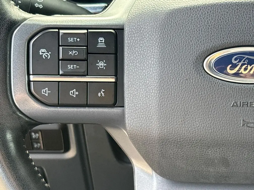 2023 Ford F-150 - $43,300