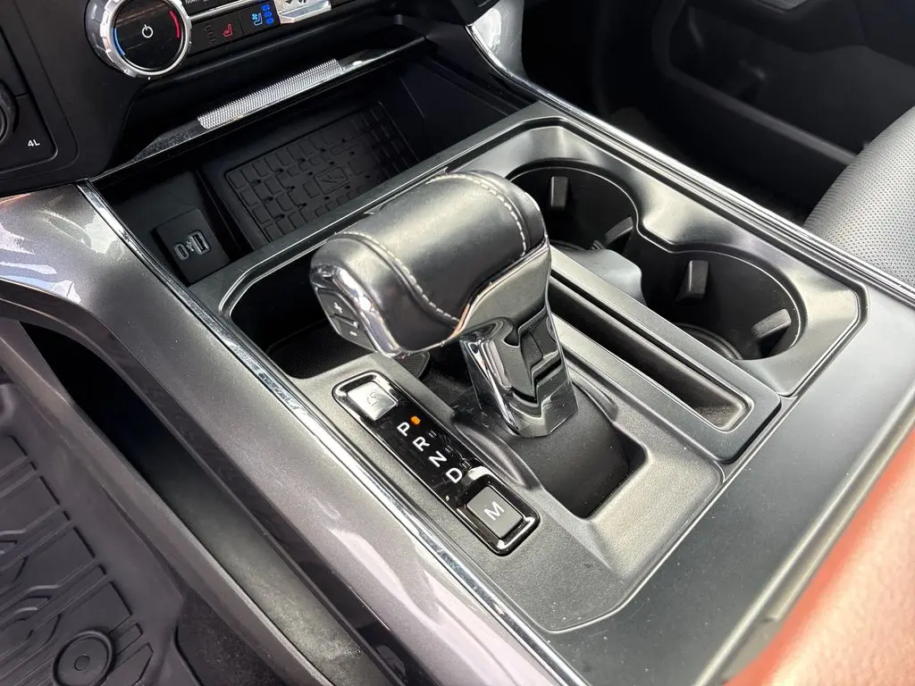 2023 Ford F-150 - $43,300