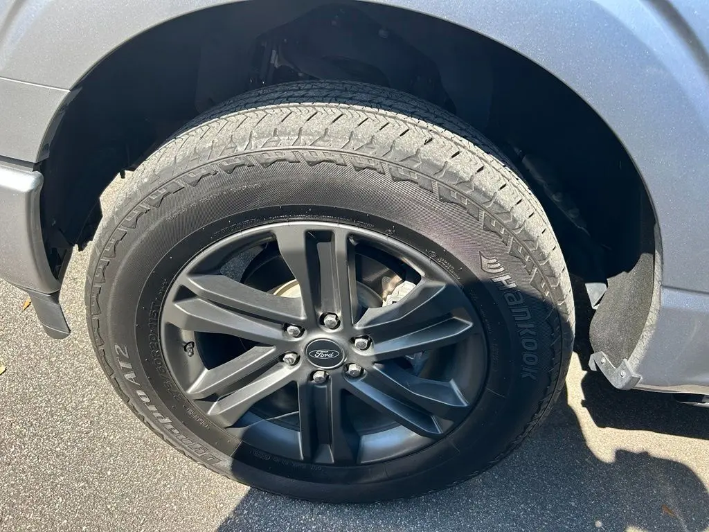 2023 Ford F-150 - $48,995