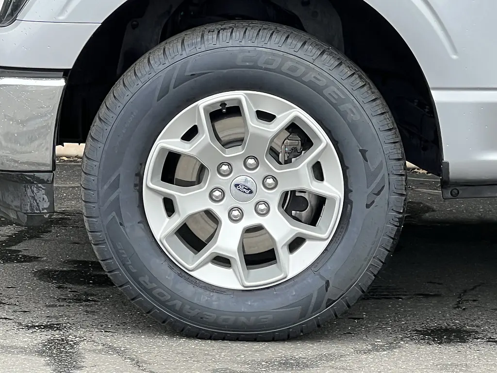 2023 Ford F-150 - $35,988