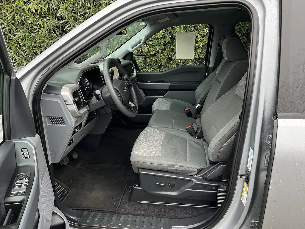 2023 Ford F-150 - $35,988